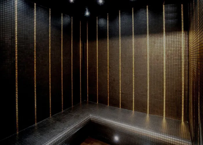 モリエール ホテル