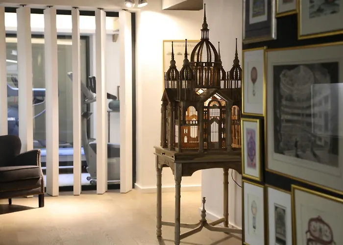 ホテル モリエール パリ