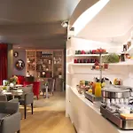 Otel Moliere